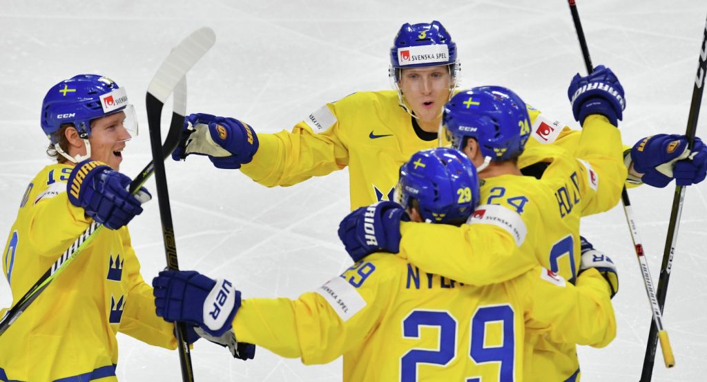 Сборная Швеции выиграла чемпионат мира по хоккею, Россия — бронзовый призер
